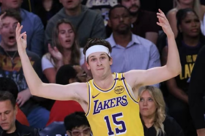 里夫斯拒绝湖人4年8920万美元顶薪续约，寻求更大合同